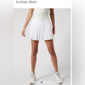 White Athleta Levitate Tennis skort - size small
